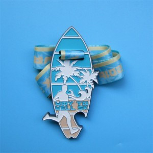 Αθλητικό τρόπαιο και μετάλλια μετάλλων μετάλλων αθλητισμού που τρέχει