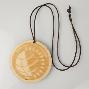 Τα αθλητικά μετάλλια και οι κορδέλες απονέμουν ξύλινα μεταλλικά μετάλλια