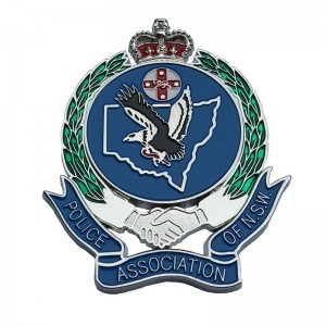 Κενό ποδόσφαιρο ποδοσφαιριστής καράτε μαραθώνιο που τρέχει Sport Fiesta θαυματουργή προσαρμοσμένα καθολικά μετάλλια