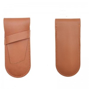 Δερμάτινη πόρπη κλειδιού, δερμάτινη θήκη USB, διάφορα μικρά δερμάτινα αντικείμενα, δερμάτινη θήκη πορτοφολιών