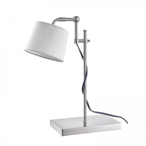 Ρυθμιζόμενη λάμπα εργασιών στο σταθμό εργασίας σε δωμάτια