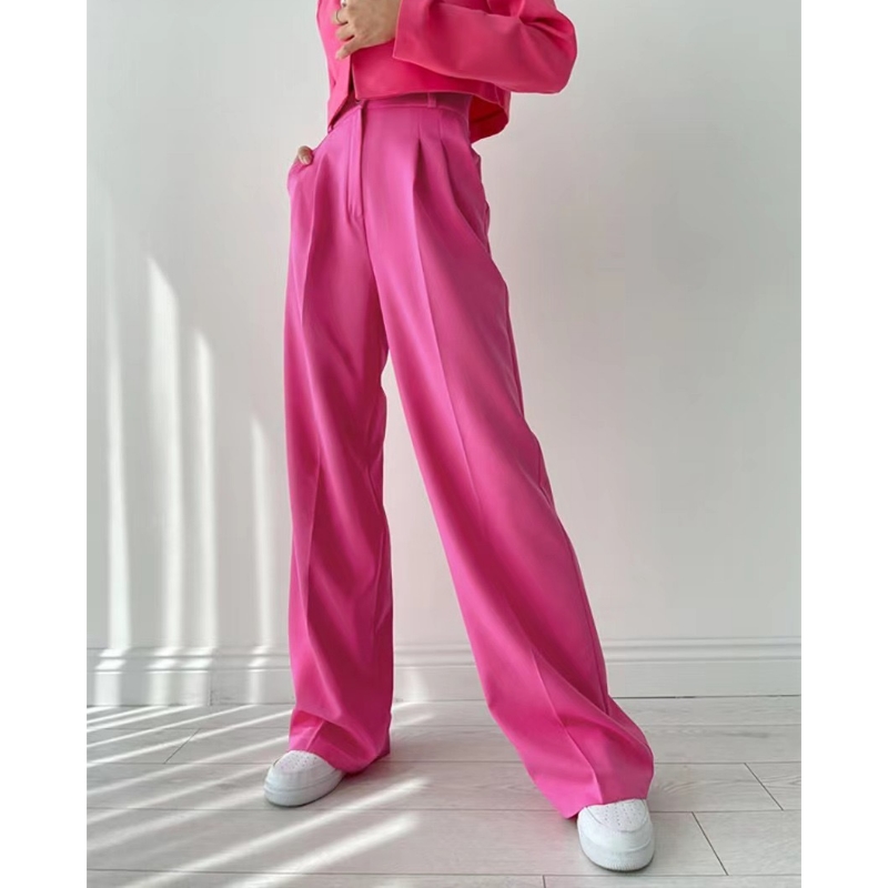 Η Ευρώπη και το καλοκαίρι των Ηνωμένων Πολιτειών χαλαρώνουν λεπτό παντελόνι με ευρύτατα παντελόνια