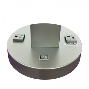 Δύο τόνοι μαύροι και βουρτσισμένοι φινίρισμα φινιρίσματος νικελίου με ένα διακόπτη rocker/off και δύο βολικά καταστήματα στο ξενώνα