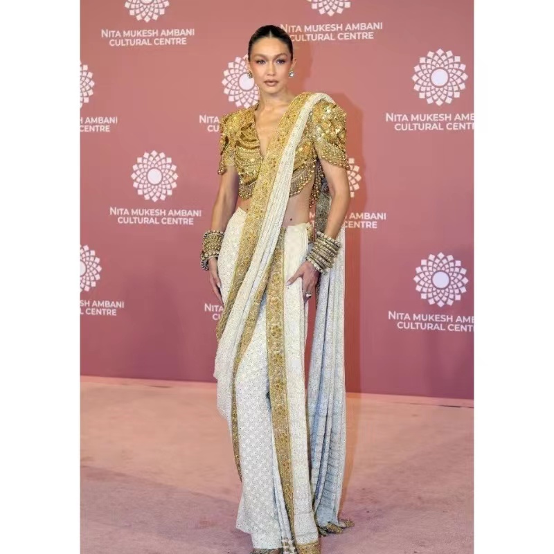 Διασημότητα επιρροή/landscape μοτίβο/elegance&Παραδοσιακή κουλτούρα/2024-25 Φθινόπωρο χειμώνα/street photography/liu ting στήλη