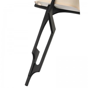 Hyatt Hotel Hand Matter Metal Wall Sconce με σκούρο χάλκινο φινίρισμα και μισή ορθογώνια σκιά υφάσματος στο Hotel Tysime Corridor