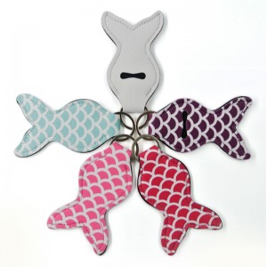 Προσαρμοσμένη χονδρική εξάχνωση κενό χείλος Balm Neoprene Chapstick Keychain