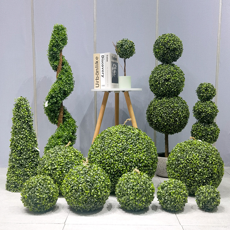 Εργοστασιακό άμεσο faux boxwood ανθεκτικό Allseason ασφαλές και αβλαβές τεχνητό γρασίδι μπάλα για τον προμηθευτή κήπου διακόσμηση γάμου