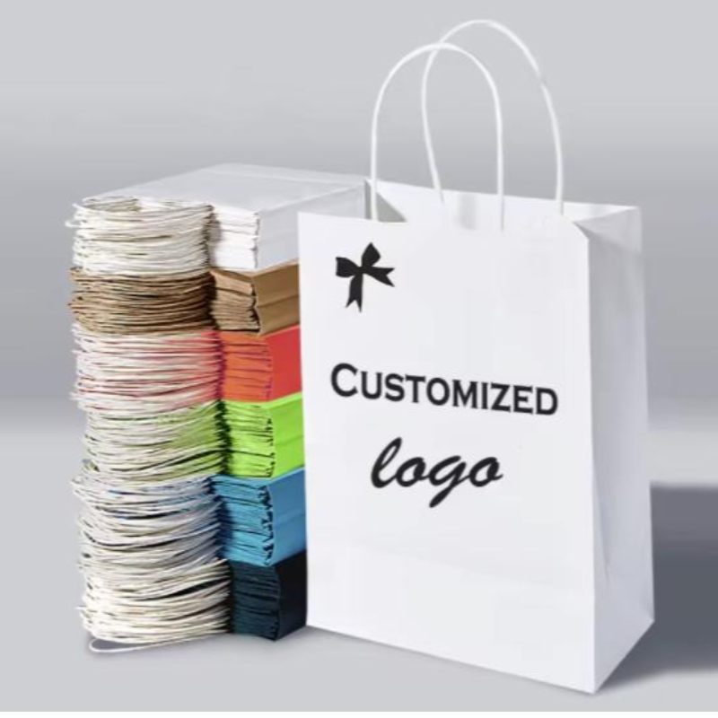 Προσαρμοσμένες τσάντες χαρτιού Kraft με τα δικά σας προσωπικά λογότυπα για χαρτί δώρο για ψώνια
