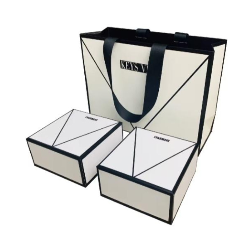 Προσαρμοσμένη πολυτελή λευκή και μαύρη κοσμήματα πορτοφόλι ζώνη δώρου χαρτί χαρτί μεταφοράς με μαύρη σατέν κορδέλα λαβή