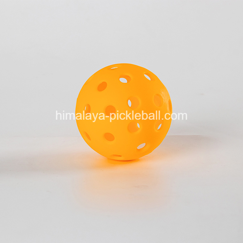40 τρύπα pickleball
