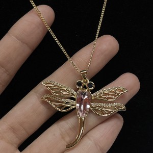 Κομψό κολιέ με κρεμαστό κόσμημα Dragonfly με ροζ κρυστάλλι-Επιμεχρηματοδοτείται με περίπλοκα φτερά Filigree