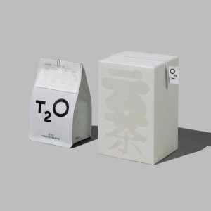 Ζωντανή πολυτελή τσάντα δώρου χαρτιού