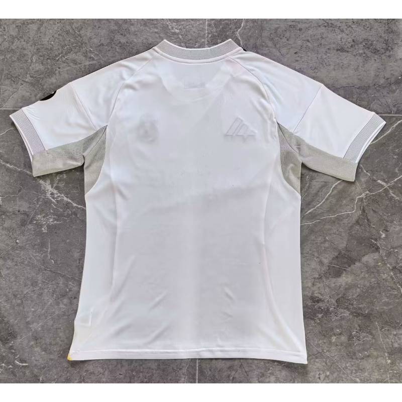 25/26 Ρεάλ Μαδρίτης σεζόν σπίτι φανέλα