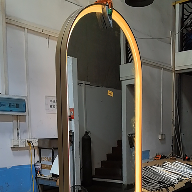 Zotye ανοξείδωτος χάλυβα Ολοκληρωμένη λάμπα και προσαρμόσιμη ηλεκτρολυμένη ανοξείδωτος χάλυβα έξυπνος καθρέφτης